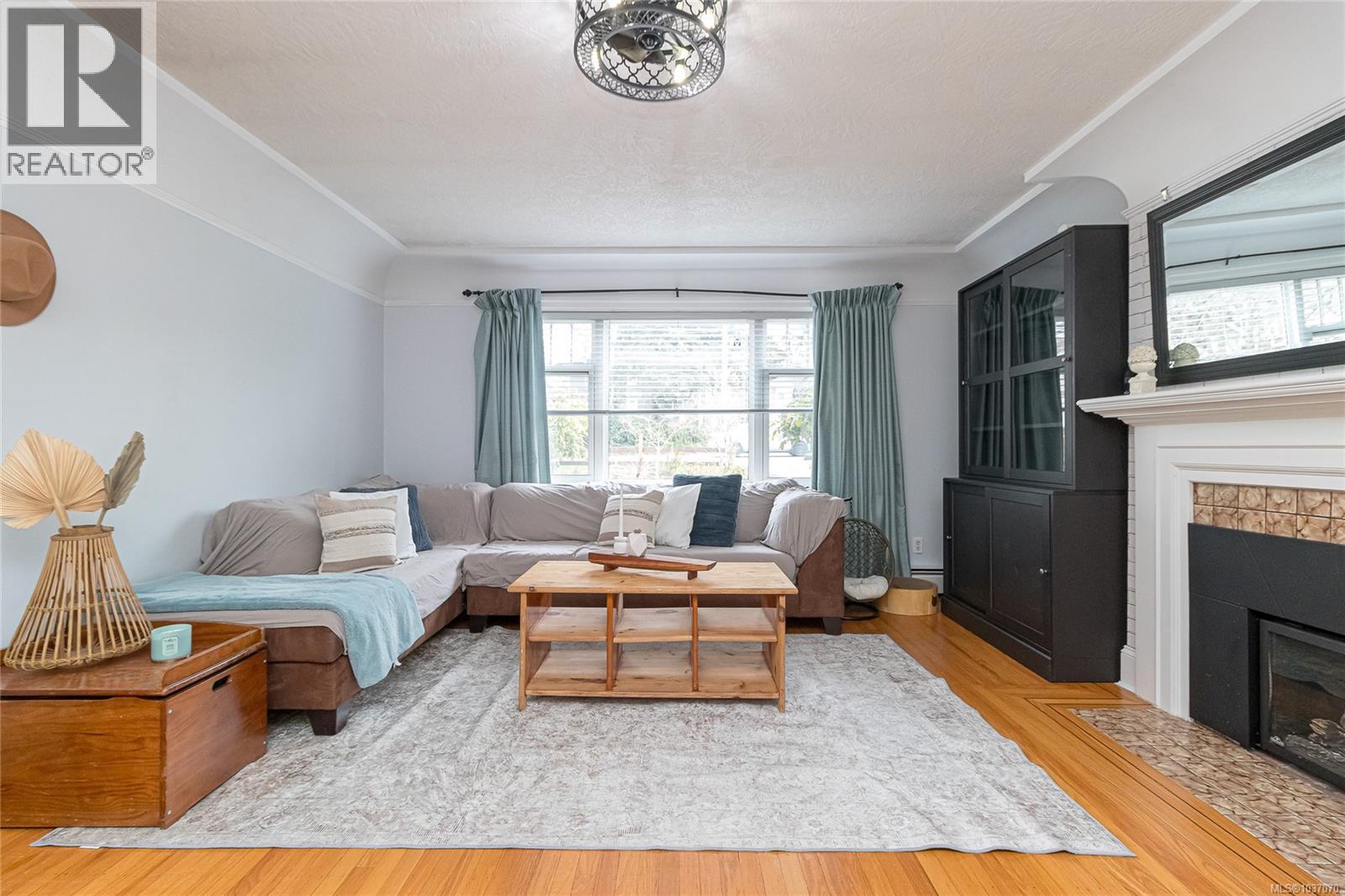 3650 Quadra St, Saanich, British Columbia  V8X 1H4 - Photo 9 - 1037070