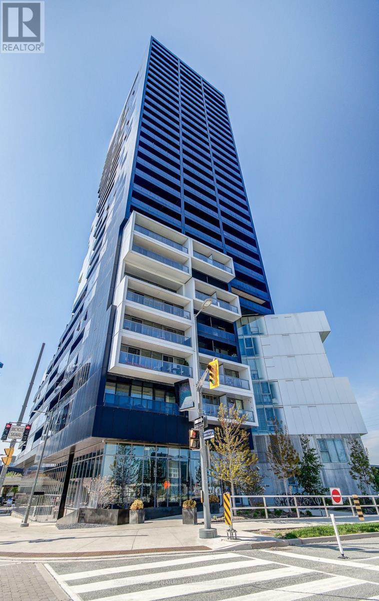 902 - 170 BAYVIEW AVENUE, Toronto, Ontario