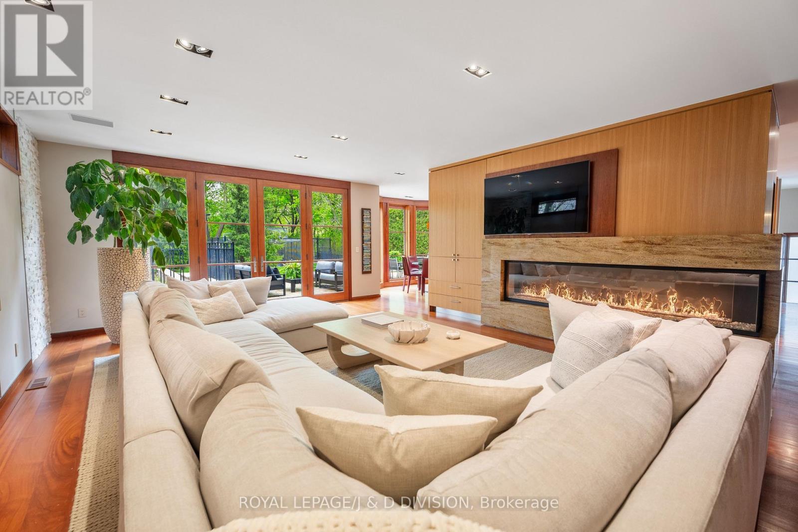 24 Glenview Avenue, Toronto, Ontario  M4R 1P6 - Photo 15 - C13145548