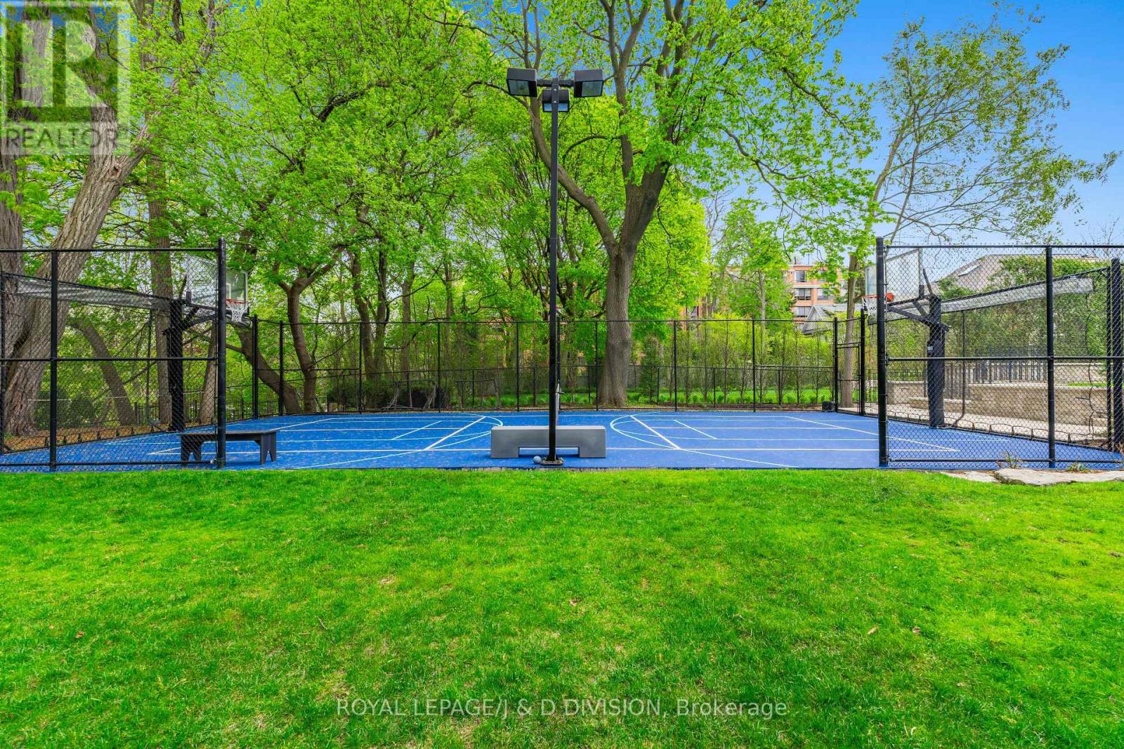 24 Glenview Avenue, Toronto, Ontario  M4R 1P6 - Photo 12 - C13145548