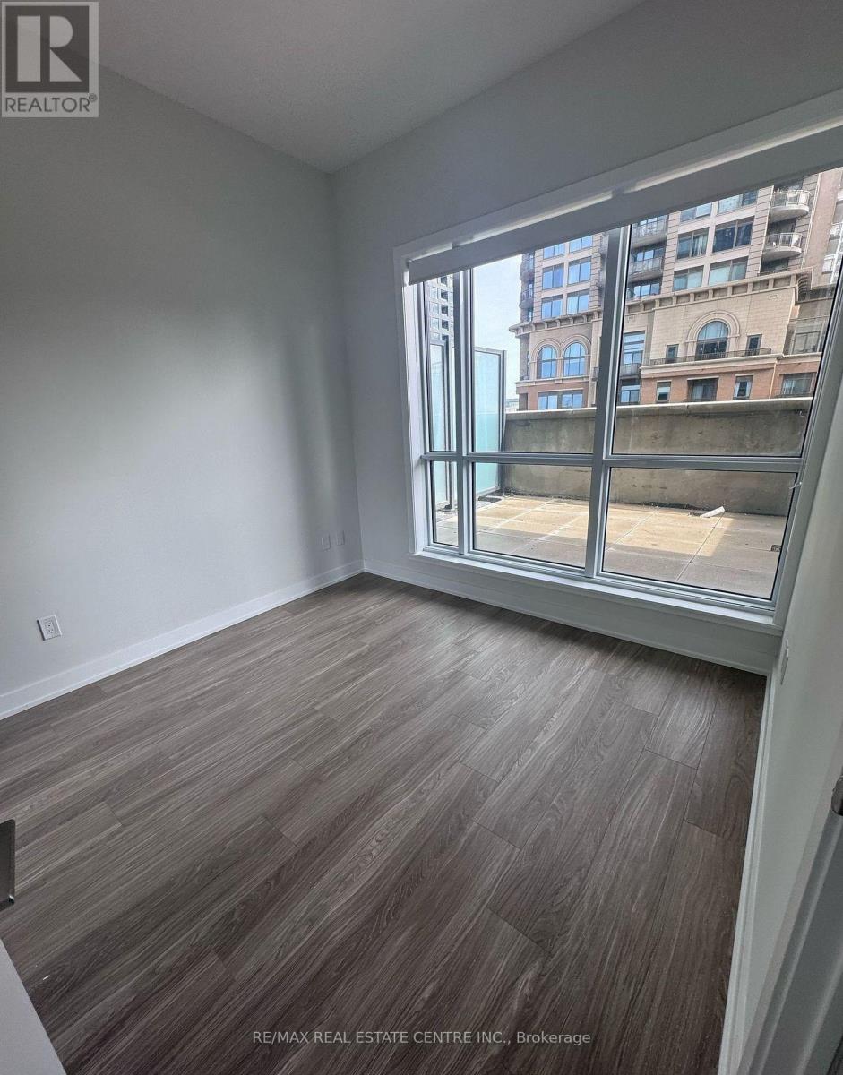 502 - 430 Square One Drive, Mississauga, Ontario  L5B 0L6 - Photo 5 - W13144940