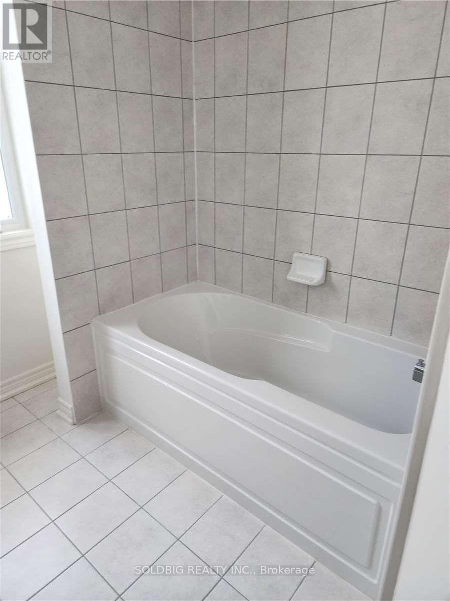 377 Skinner Road, Hamilton, Ontario  L8B 1Z7 - Photo 6 - X13106602