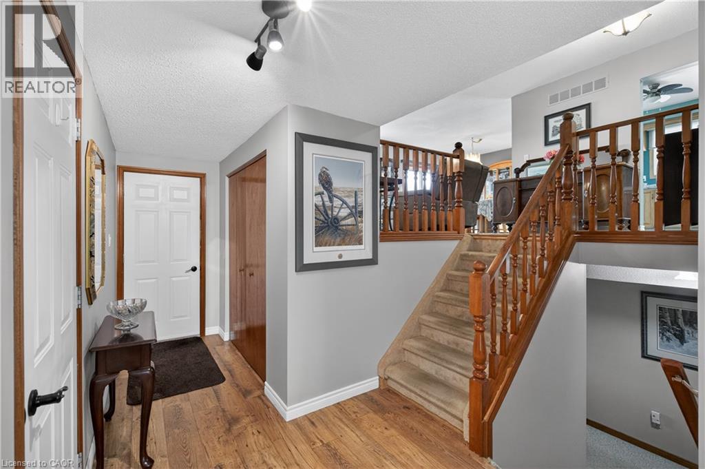 328 Maccrae Drive, Caledonia, Ontario  N3W 1K6 - Photo 8 - 40831614