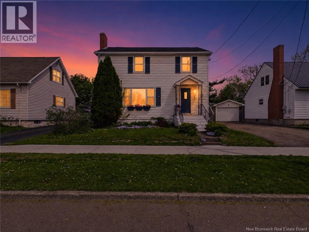 37 Wellington Avenue, Moncton, New Brunswick  E1E 1W1 - Photo 1 - NB139774