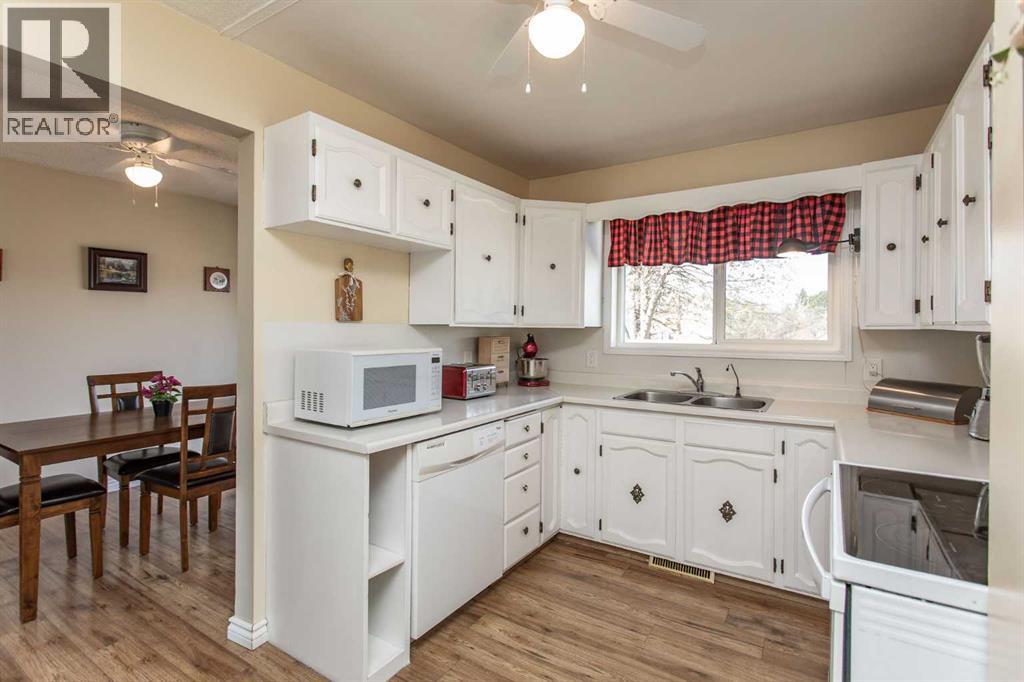 62 Nance Avenue, Red Deer, Alberta  T4S 1Z2 - Photo 7 - A2309907