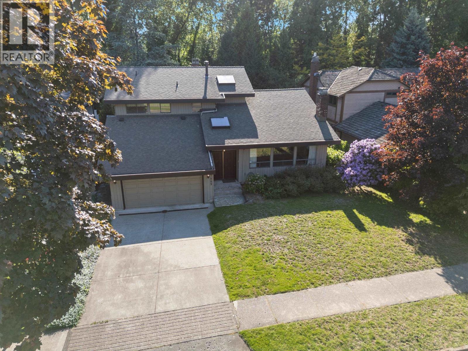 7889 Woodhurst Drive, Burnaby, British Columbia  V5A 4C4 - Photo 3 - R3124830