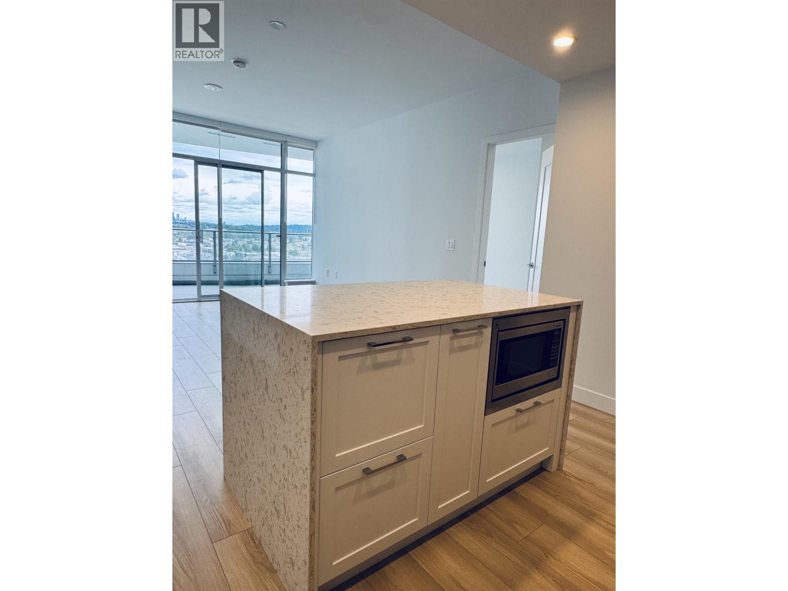 2004 2381 Beta Avenue, Burnaby, British Columbia  V5C 0P7 - Photo 10 - R3125045