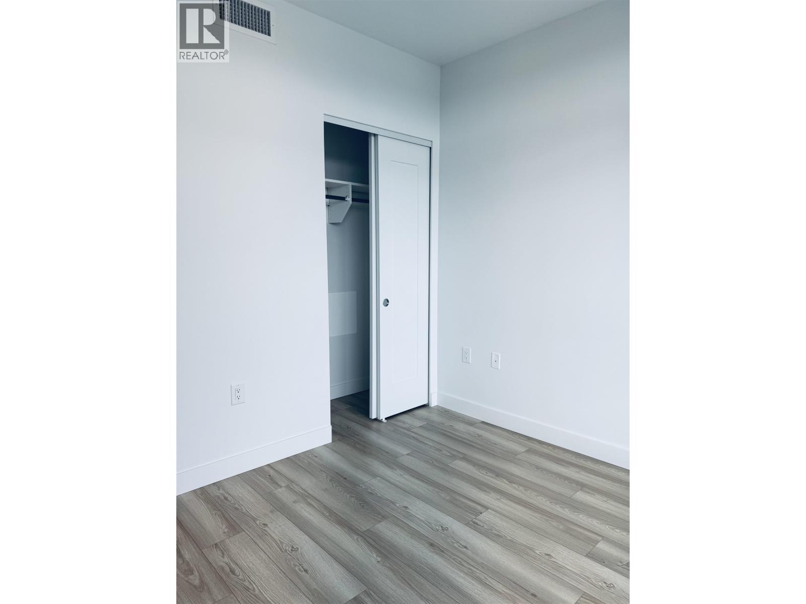 2004 2381 Beta Avenue, Burnaby, British Columbia  V5C 0P7 - Photo 7 - R3125045