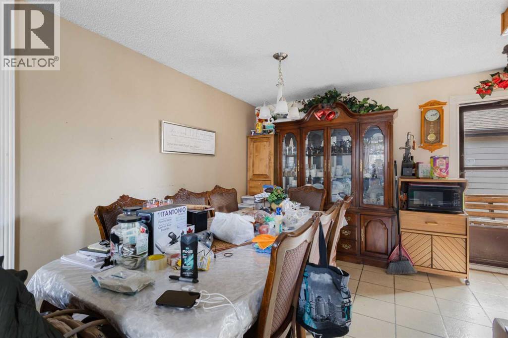 169 Beddington Circle NE, Calgary, Alberta  T2K 2E3 - Photo 9 - A2312100