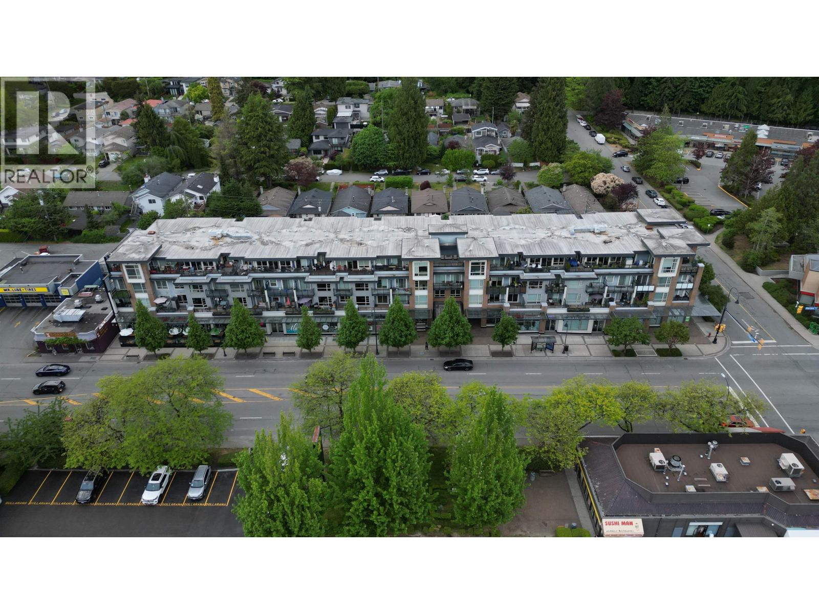 205 1330 MARINE DRIVE, North Vancouver, British Columbia