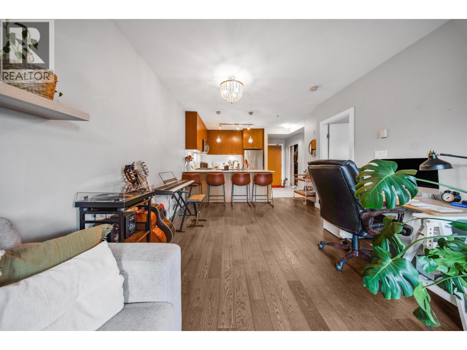 205 1330 Marine Drive, North Vancouver, British Columbia  V7P 1T4 - Photo 7 - R3124665