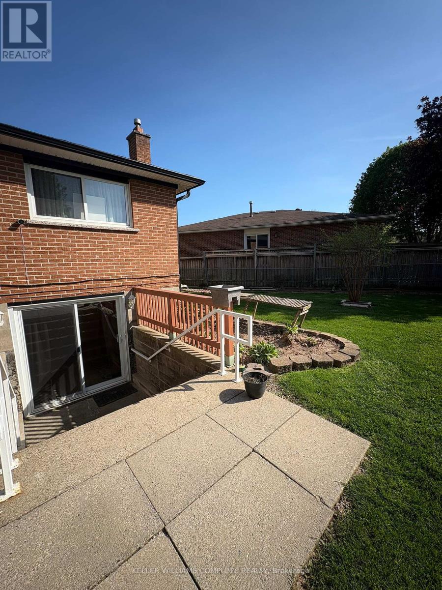# Lower - 357 Gage Court, Burlington, Ontario  L7T 4E1 - Photo 20 - W13146438