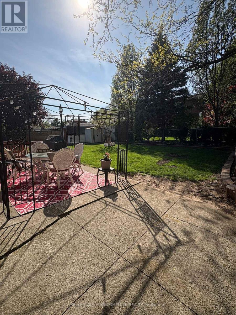 # Lower - 357 Gage Court, Burlington, Ontario  L7T 4E1 - Photo 24 - W13146438