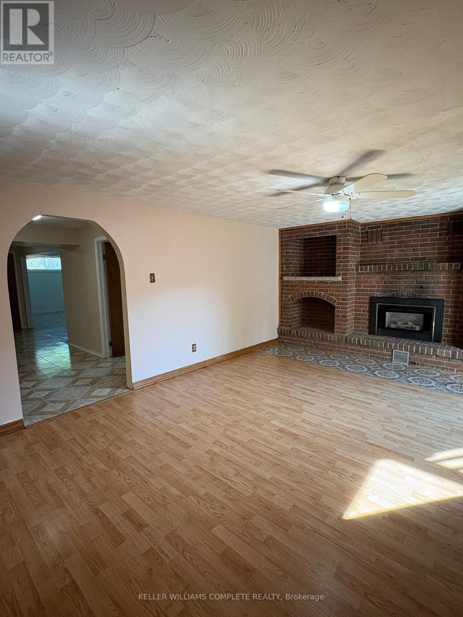 # Lower - 357 Gage Court, Burlington, Ontario  L7T 4E1 - Photo 5 - W13146438