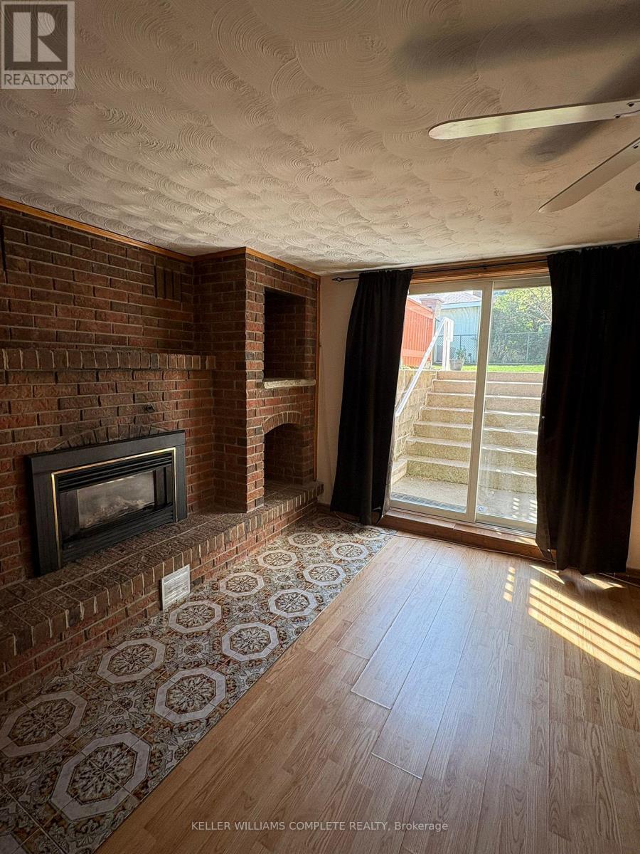 # Lower - 357 Gage Court, Burlington, Ontario  L7T 4E1 - Photo 7 - W13146438