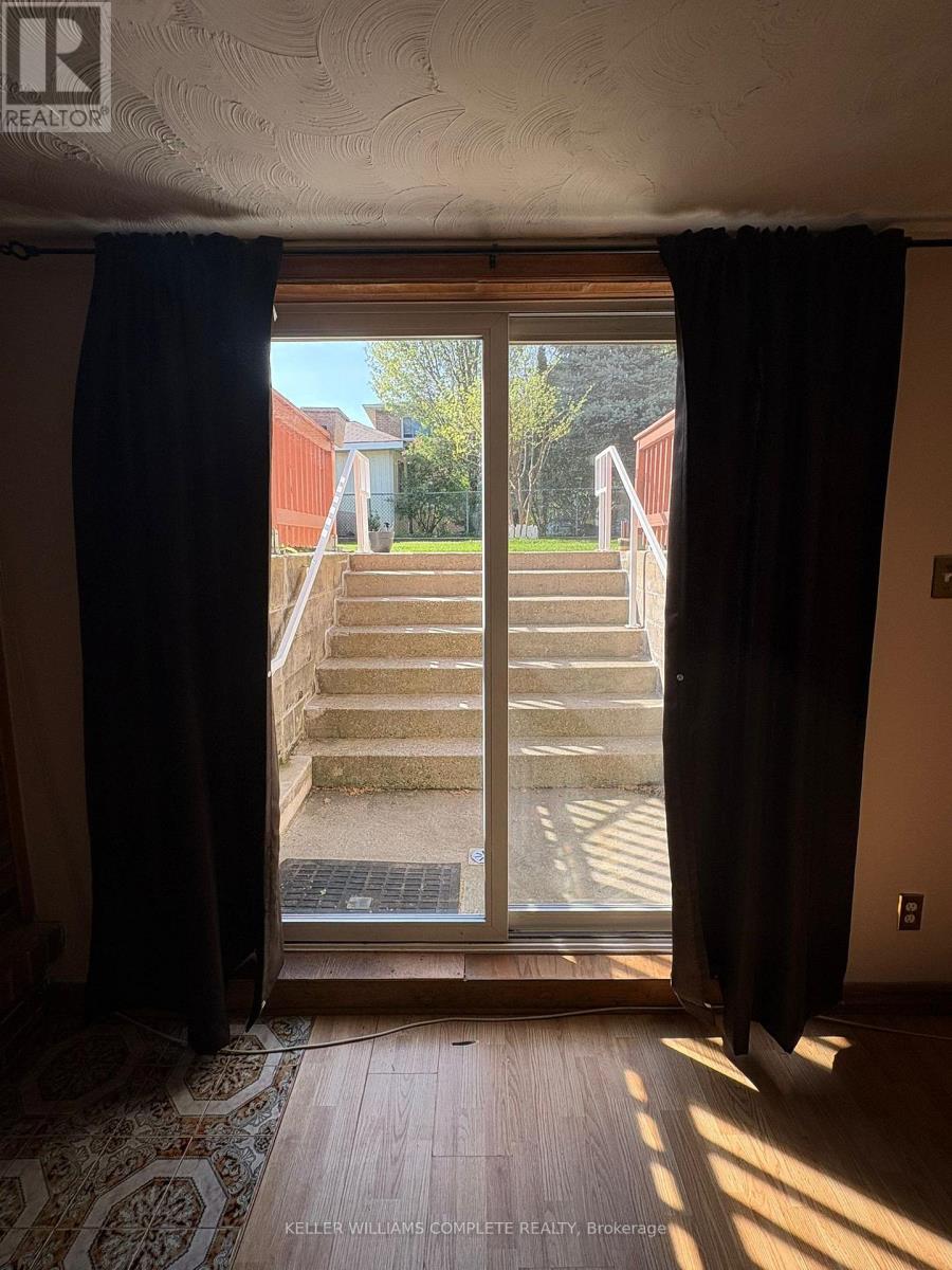 # Lower - 357 Gage Court, Burlington, Ontario  L7T 4E1 - Photo 8 - W13146438