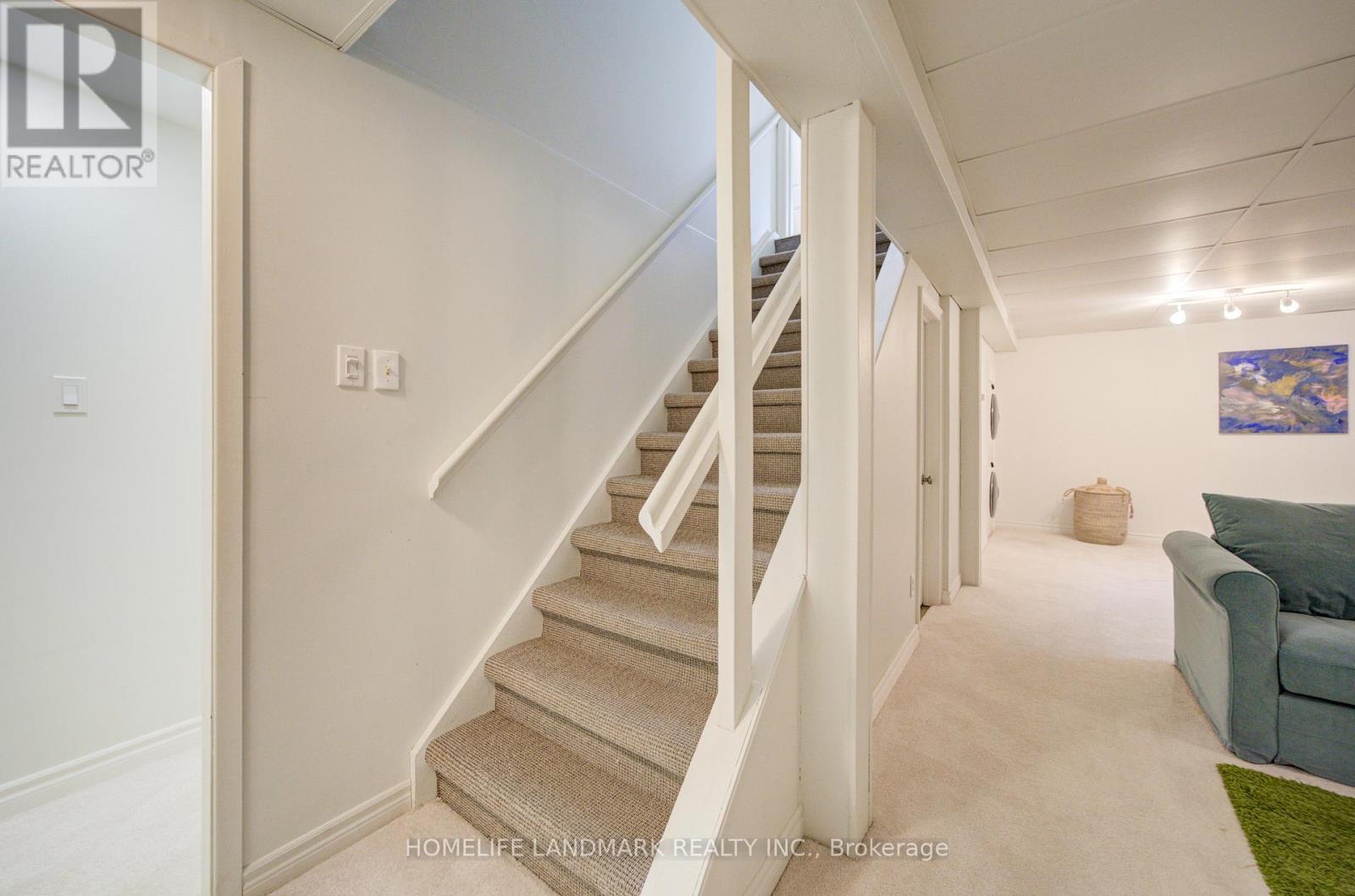 2532 Renzoni Road, Mississauga, Ontario L5K 1W9 - Photo 38 - W13146456