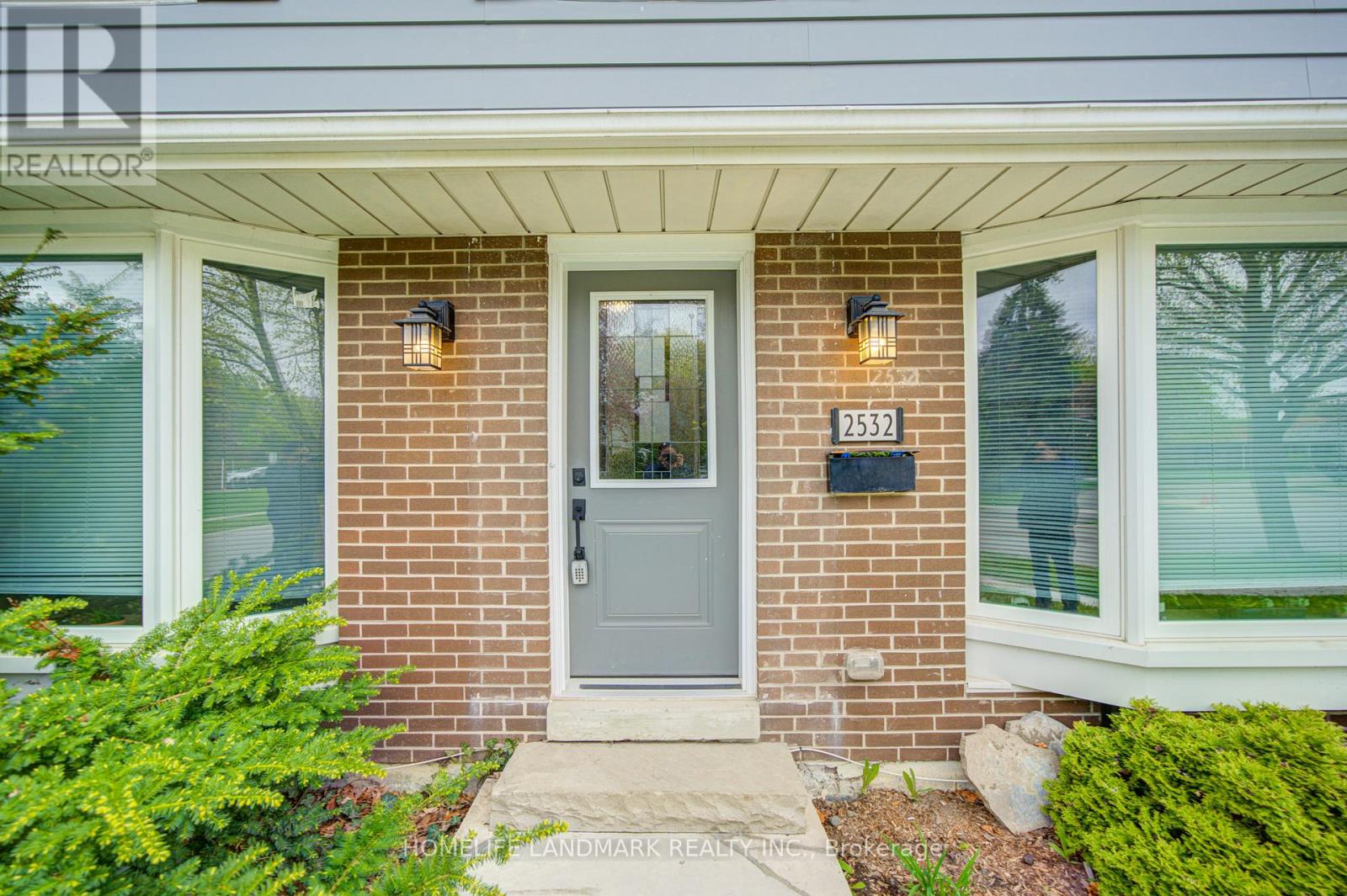 2532 Renzoni Road, Mississauga, Ontario L5K 1W9 - Photo 5 - W13146456
