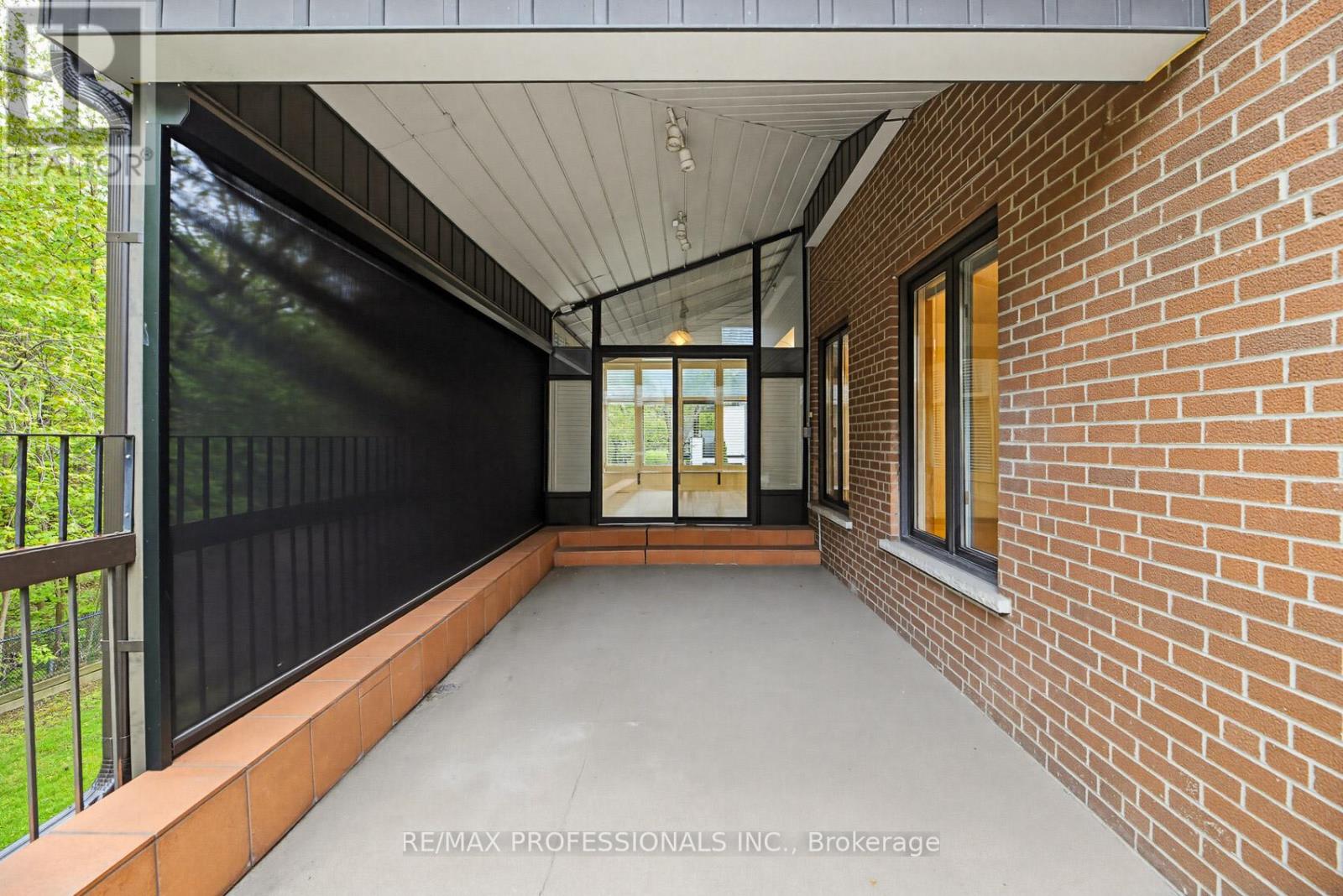 26 Neilor Crescent, Toronto, Ontario M9C 1K4 - Photo 23 - W13146474