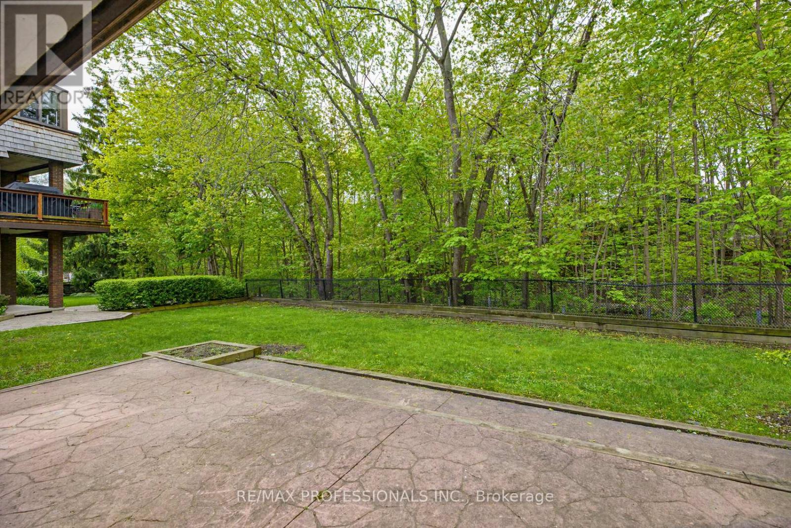 26 Neilor Crescent, Toronto, Ontario M9C 1K4 - Photo 47 - W13146474