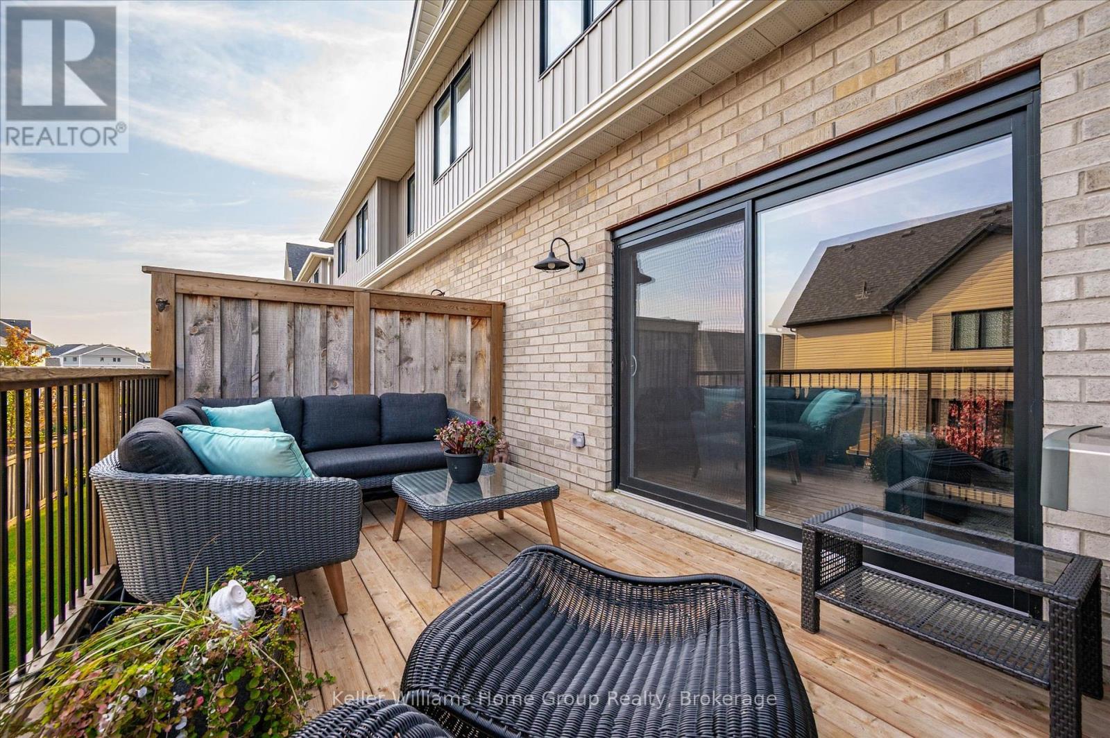 27 HEDLEY LANE, Centre Wellington, Ontario