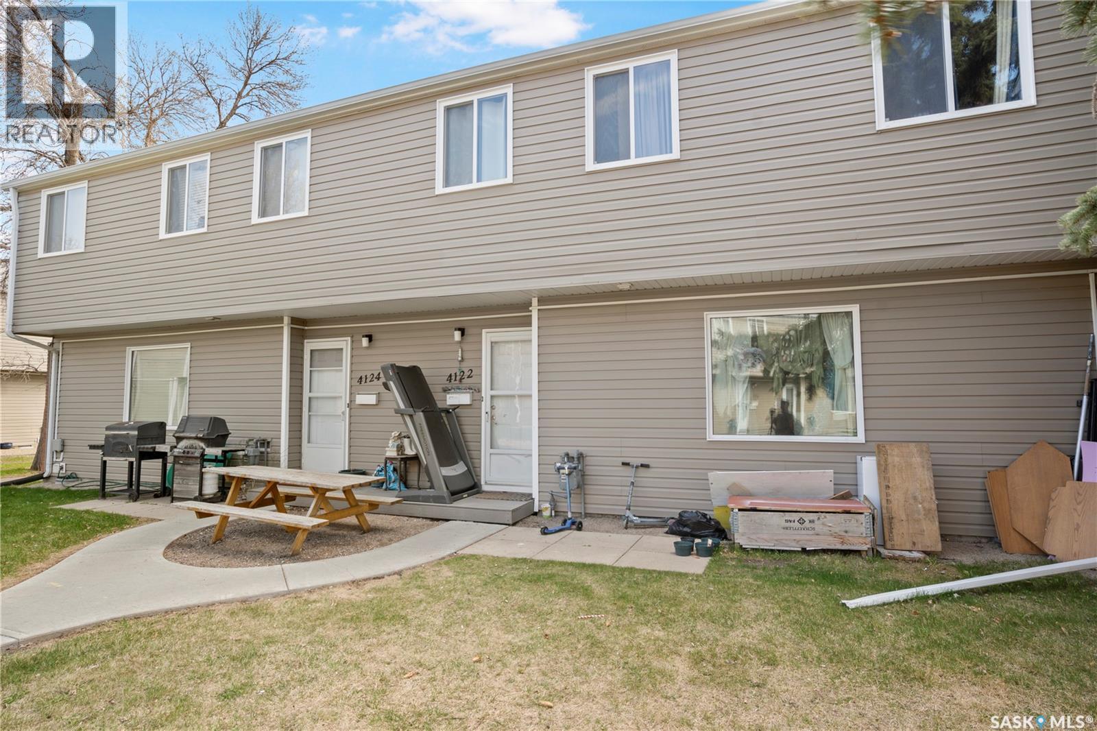 4122 Castle Road, Regina, Saskatchewan  S4S 6A4 - Photo 2 - SK036391