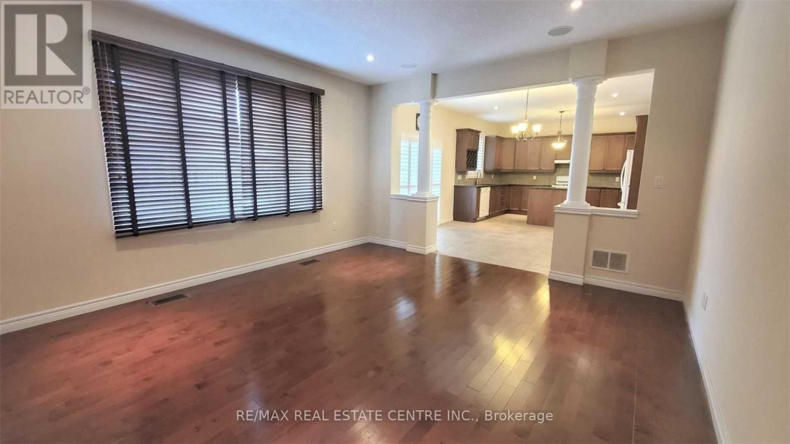 Upper Portion - 15 Sasha Court, Hamilton, Ontario  L8E 0A3 - Photo 11 - X13146414