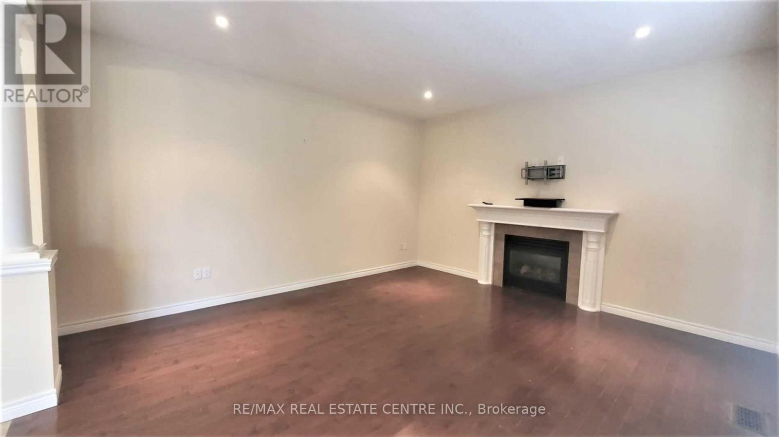 Upper Portion - 15 Sasha Court, Hamilton, Ontario  L8E 0A3 - Photo 12 - X13146414