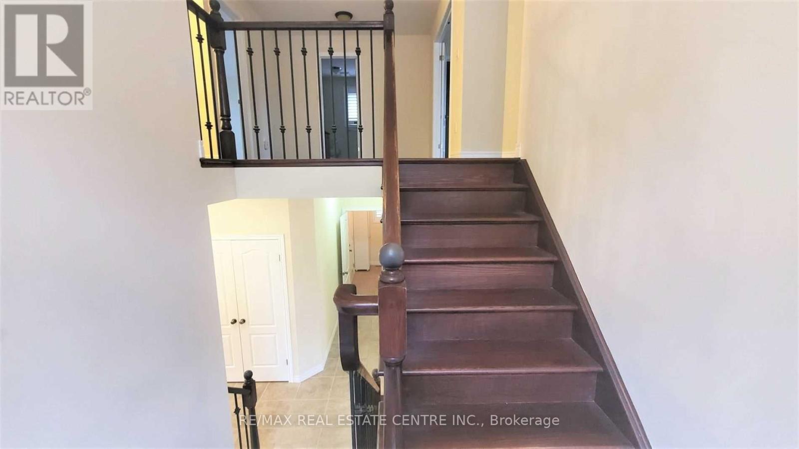 Upper Portion - 15 Sasha Court, Hamilton, Ontario  L8E 0A3 - Photo 14 - X13146414