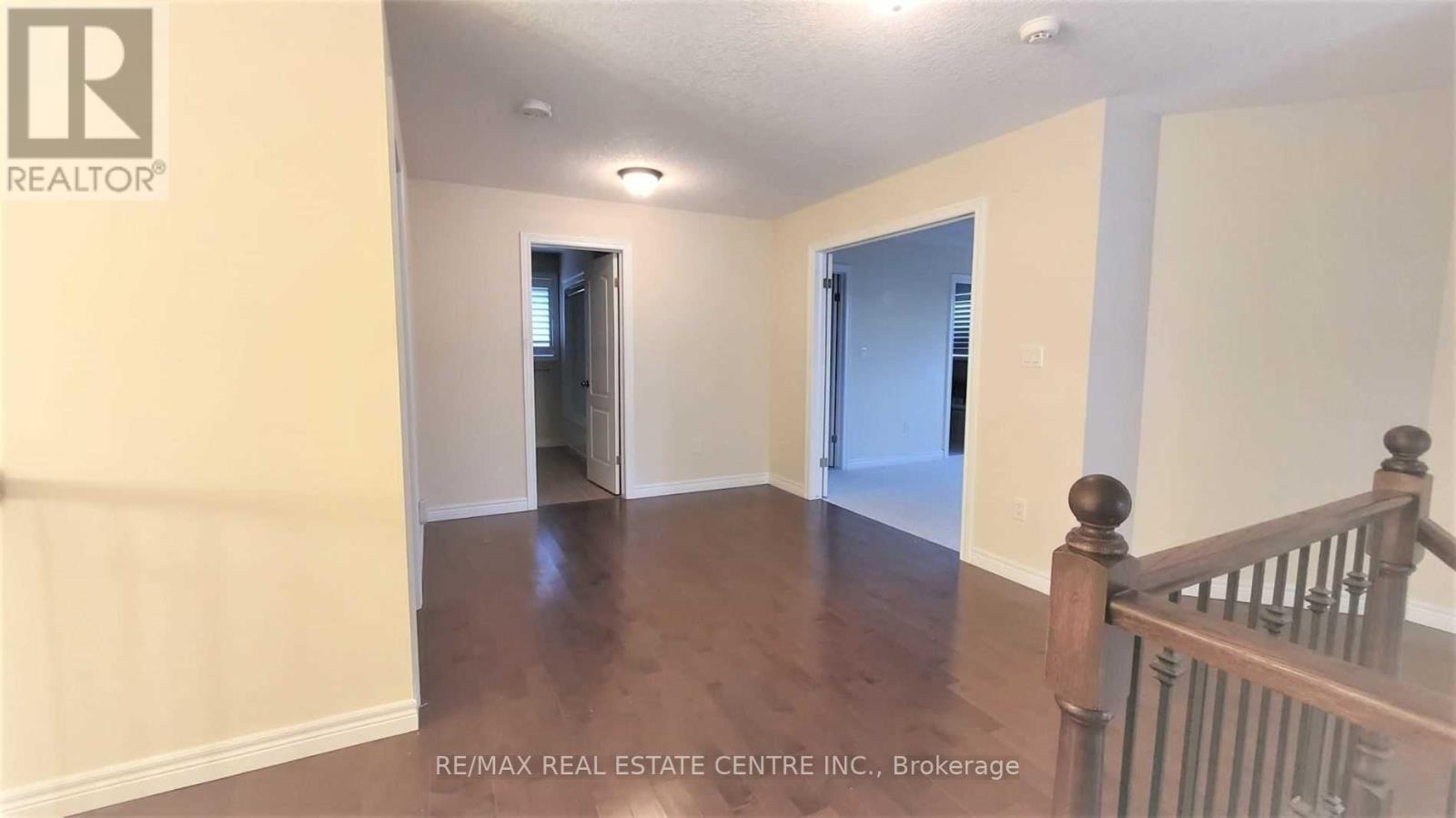 Upper Portion - 15 Sasha Court, Hamilton, Ontario  L8E 0A3 - Photo 15 - X13146414