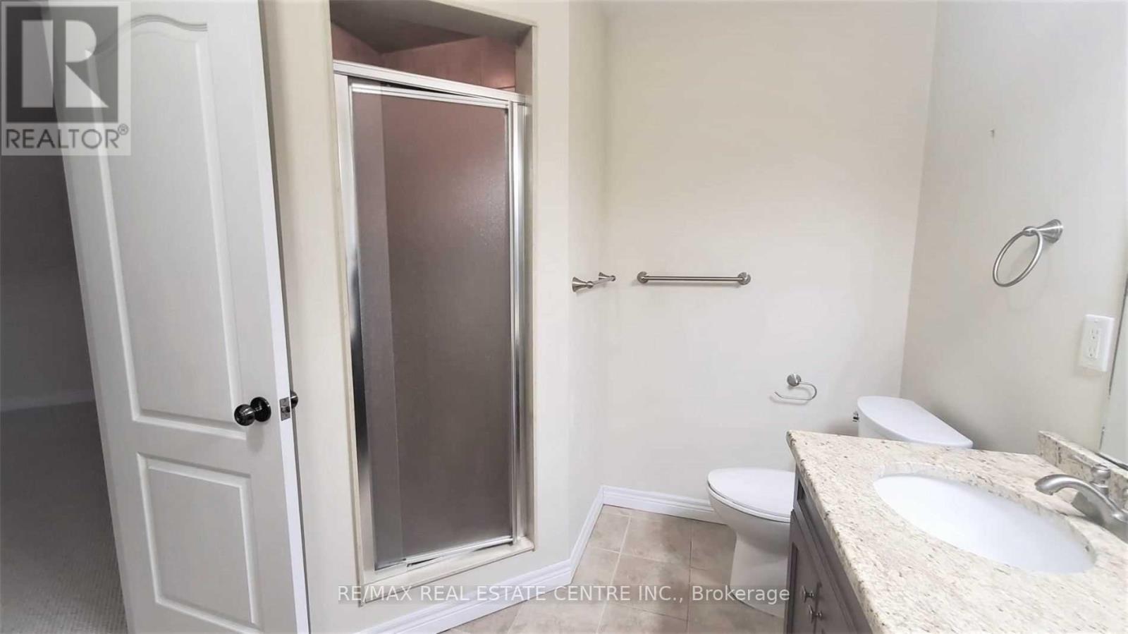 Upper Portion - 15 Sasha Court, Hamilton, Ontario  L8E 0A3 - Photo 20 - X13146414