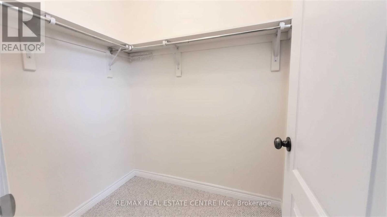 Upper Portion - 15 Sasha Court, Hamilton, Ontario  L8E 0A3 - Photo 25 - X13146414