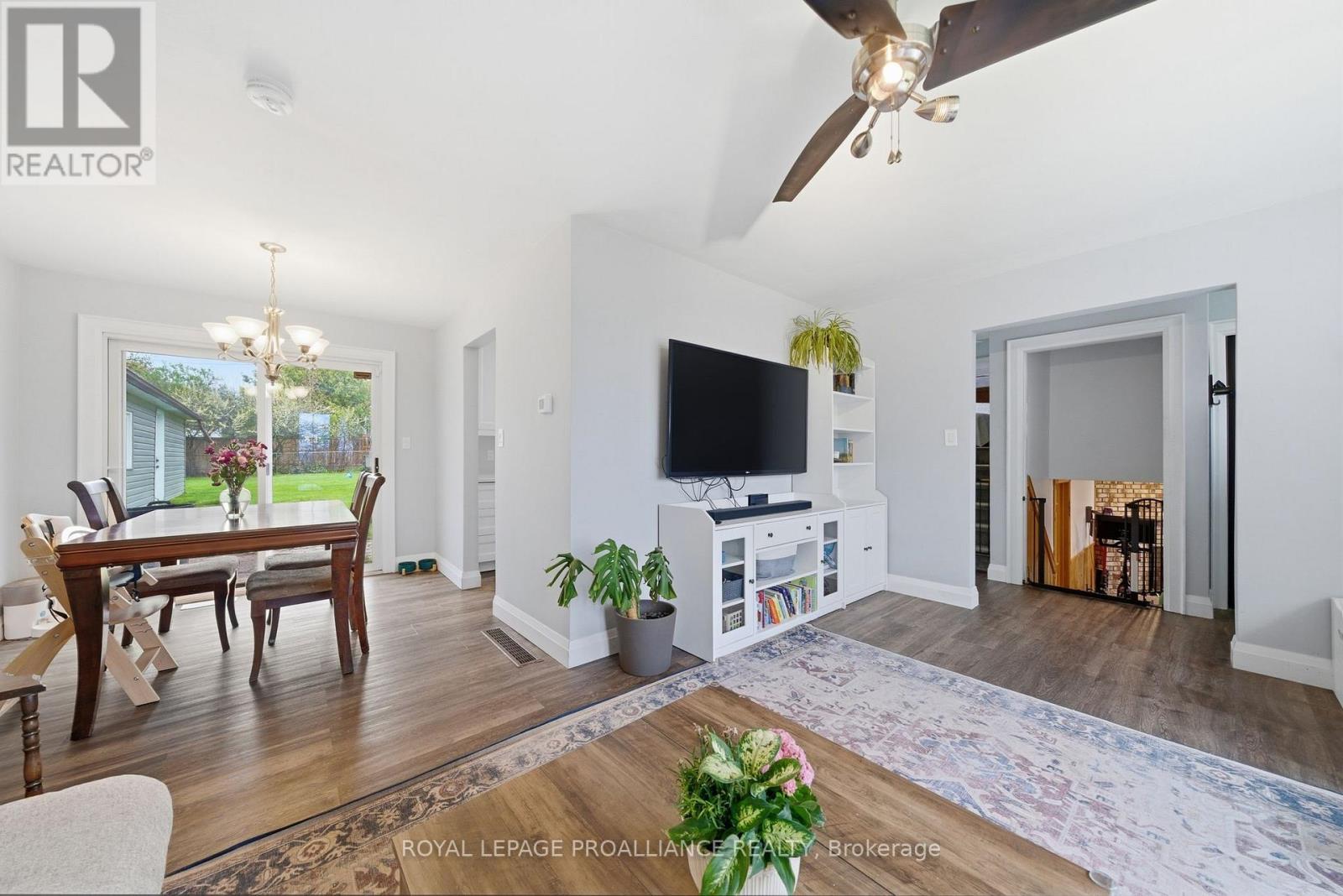 584 Whites Road, Quinte West, Ontario  K8V 5P8 - Photo 11 - X13146600