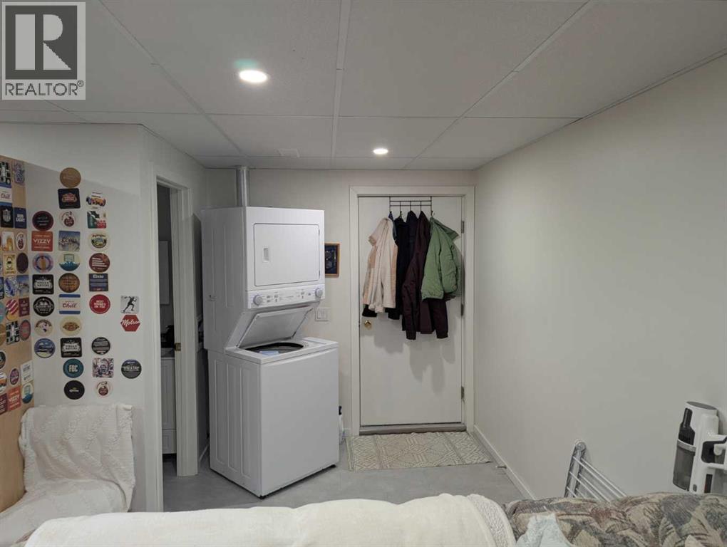 6210 53 Avenue, Camrose, Alberta  T4V 4H4 - Photo 29 - A2304576