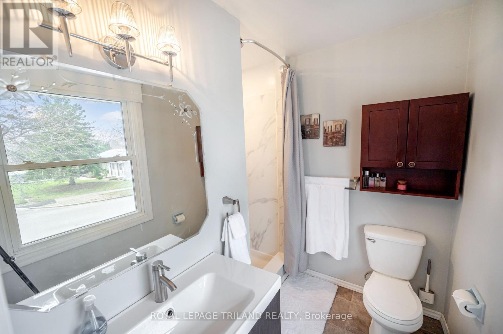 392 Village Green Avenue, London South, Ontario  N6J 3Z8 - Photo 23 - X13146582