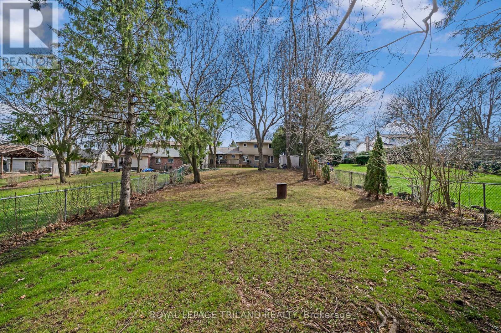 392 Village Green Avenue, London South, Ontario  N6J 3Z8 - Photo 41 - X13146582