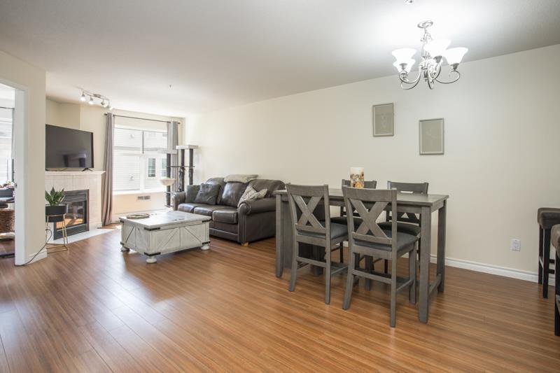 213 12739 72 Avenue, Surrey, British Columbia  V3W 2M7 - Photo 4 - R3124553