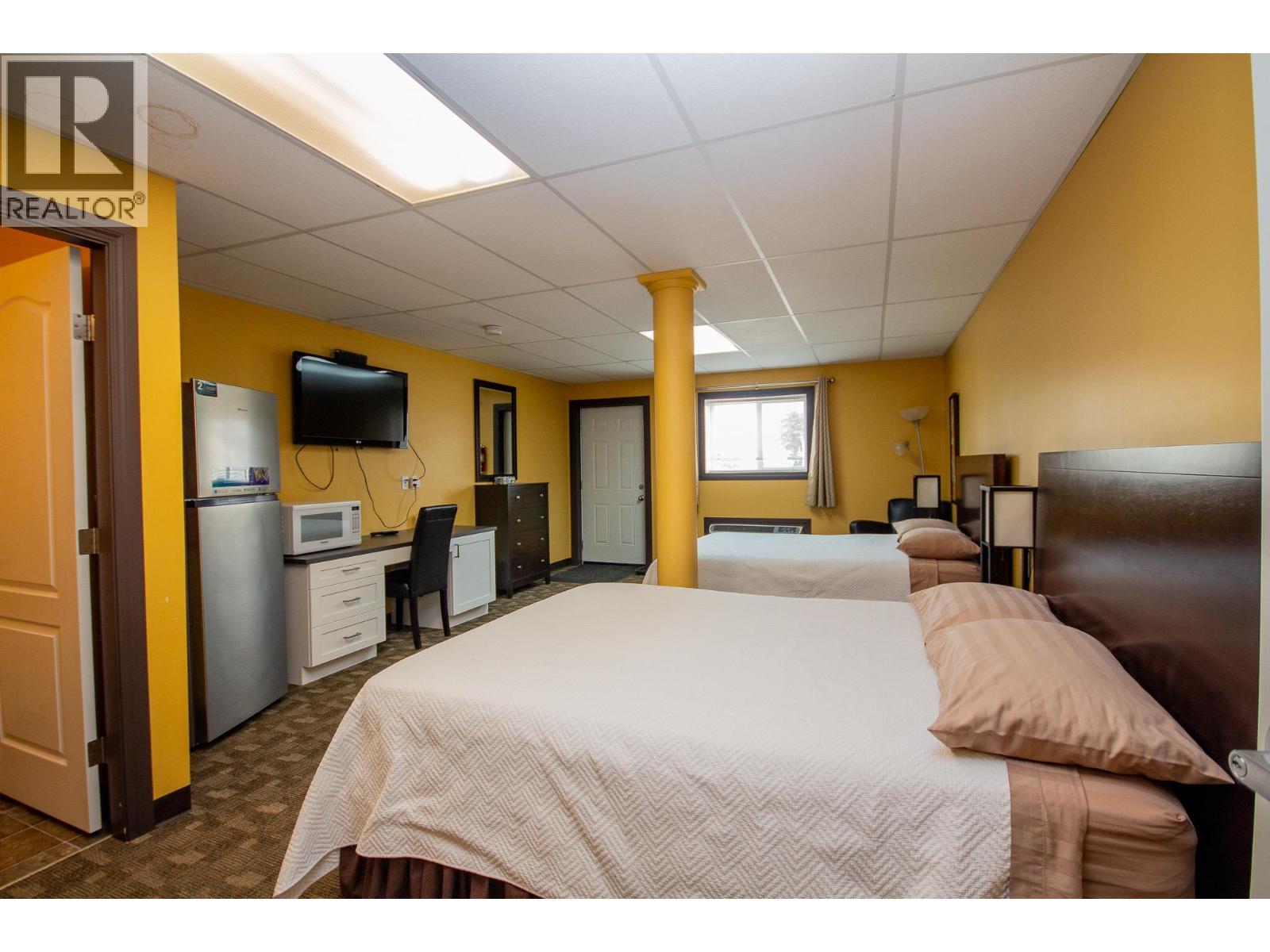 5002 50 Avenue, Pouce Coupe, British Columbia  V0C 2C0 - Photo 8 - 10380862
