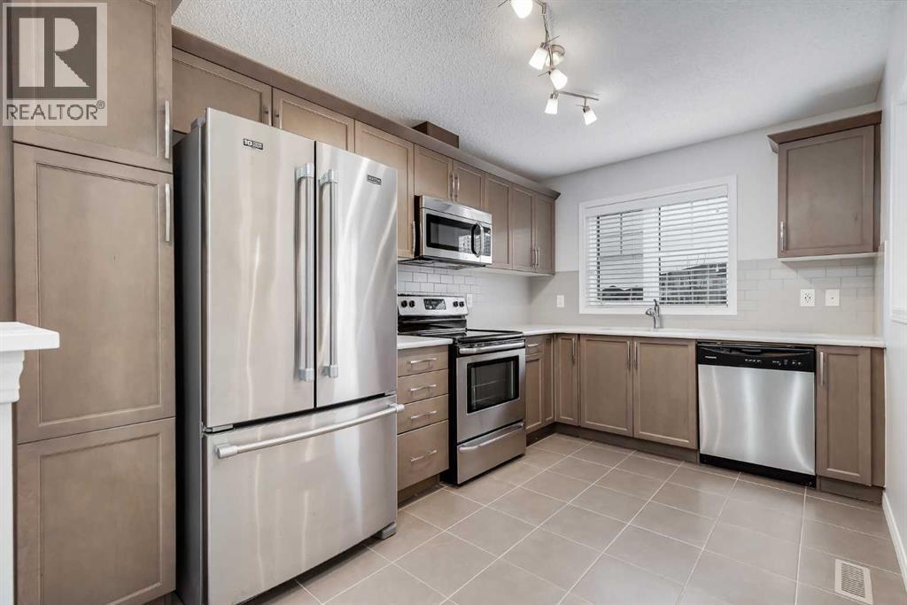 160 Windford Gardens SW, Airdrie, Alberta  T4B 4A6 - Photo 6 - A2303833