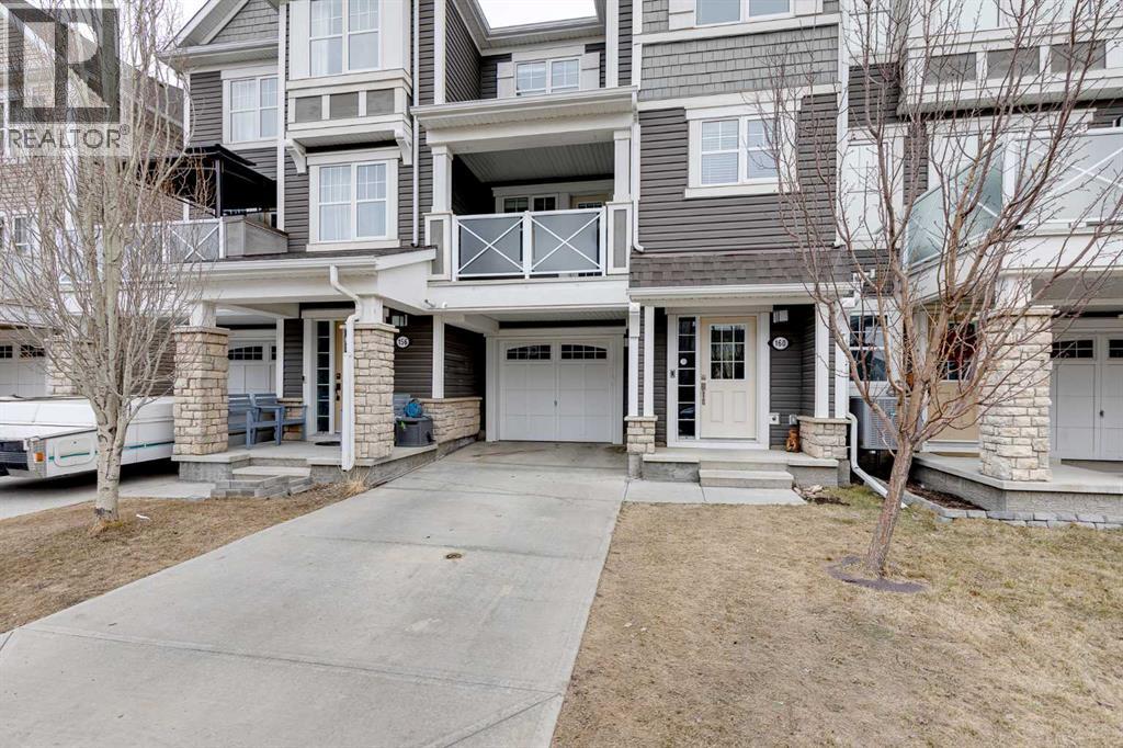 160 Windford Gardens SW, Airdrie, Alberta  T4B 4A6 - Photo 2 - A2303833