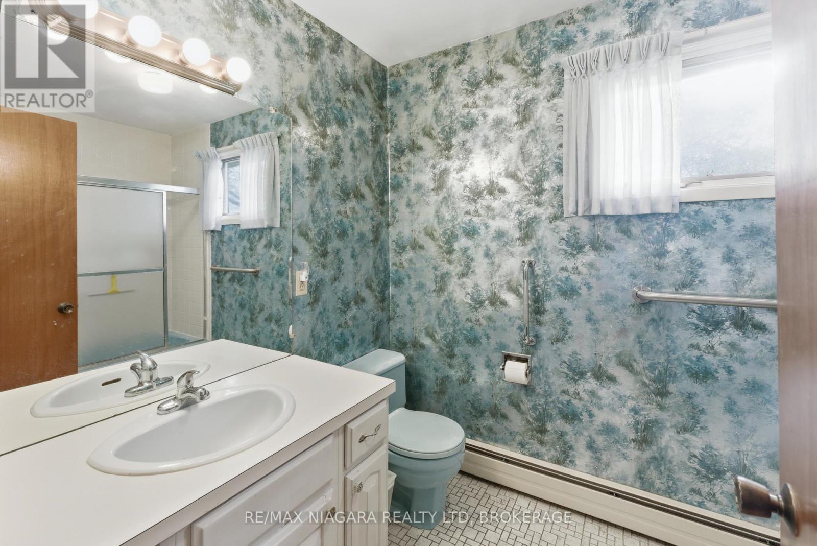 61 Melrose Drive, Niagara-On-The-Lake, Ontario  L0S 1J0 - Photo 21 - X13146540