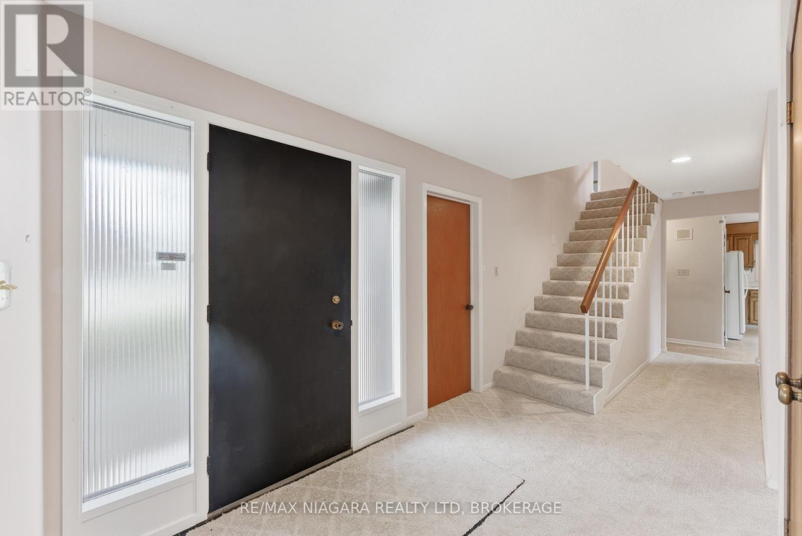 61 Melrose Drive, Niagara-On-The-Lake, Ontario  L0S 1J0 - Photo 5 - X13146540