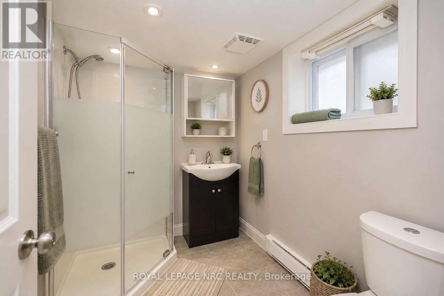 92 Dufferin Street, St. Catharines, Ontario L2R 1Z8 - Photo 11 - X13146544