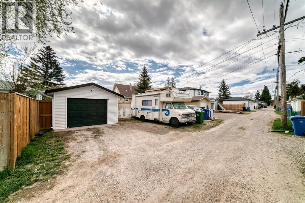 3919 Centre B Street NW, Calgary, Alberta  T2K 0W3 - Photo 38 - A2310368