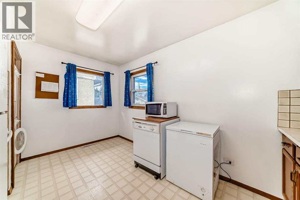 3919 Centre B Street NW, Calgary, Alberta  T2K 0W3 - Photo 10 - A2310368