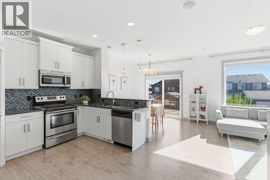 11 Evanscrest Way NW, Calgary, Alberta  T3P 0R4 - Photo 4 - A2311037