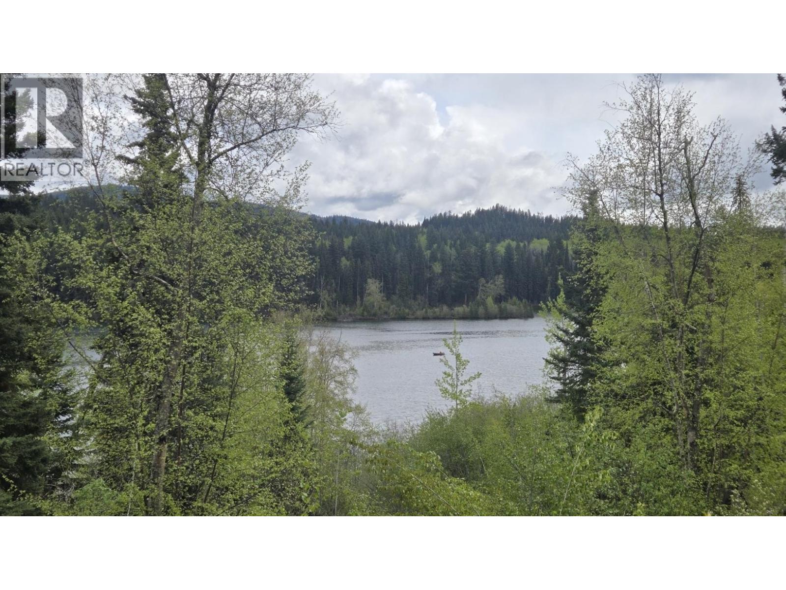 5858 Mahood Lake Road, Lone Butte, British Columbia  V0K 1X3 - Photo 1 - R3105524