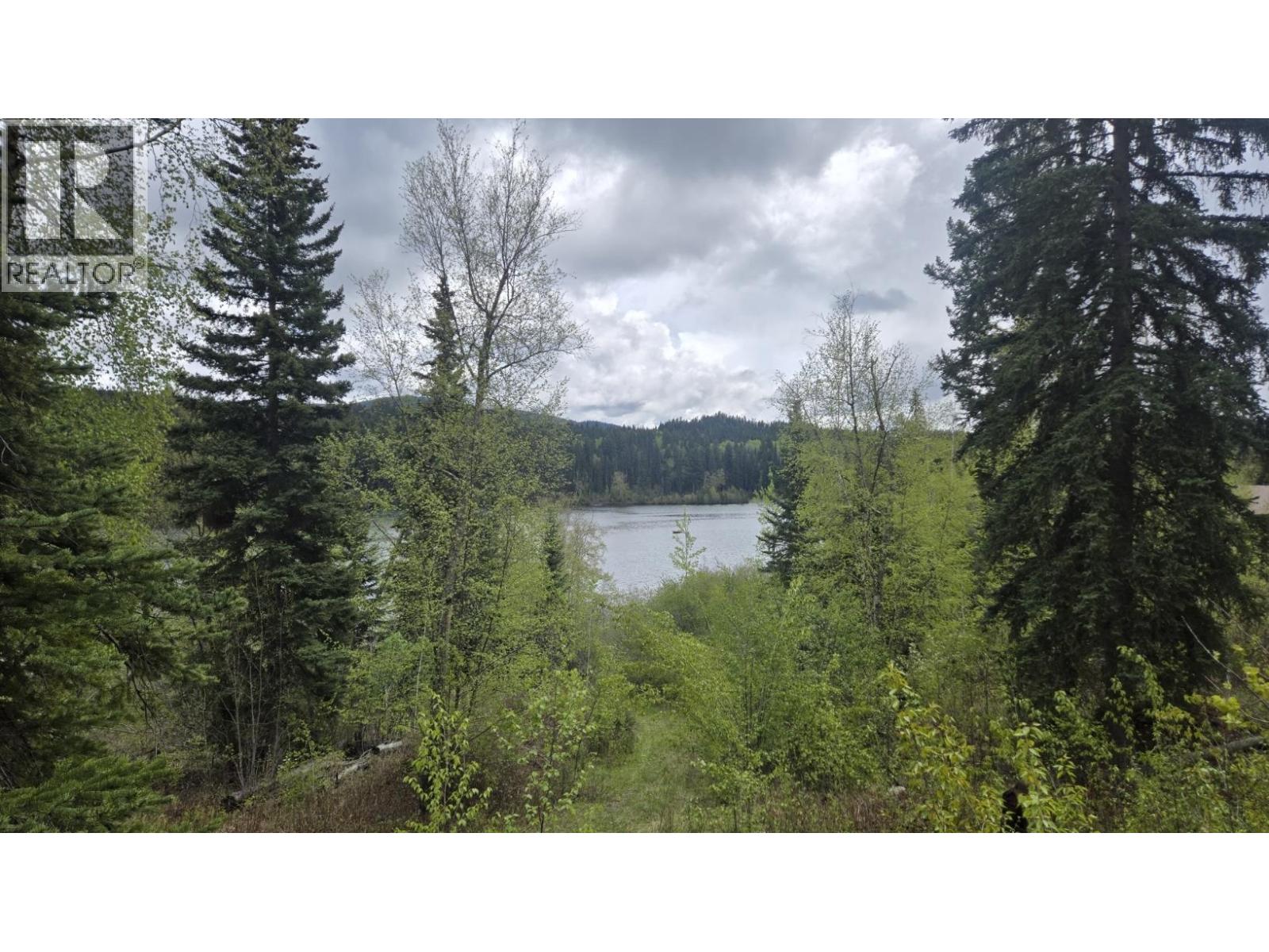 5858 Mahood Lake Road, Lone Butte, British Columbia  V0K 1X3 - Photo 4 - R3105524