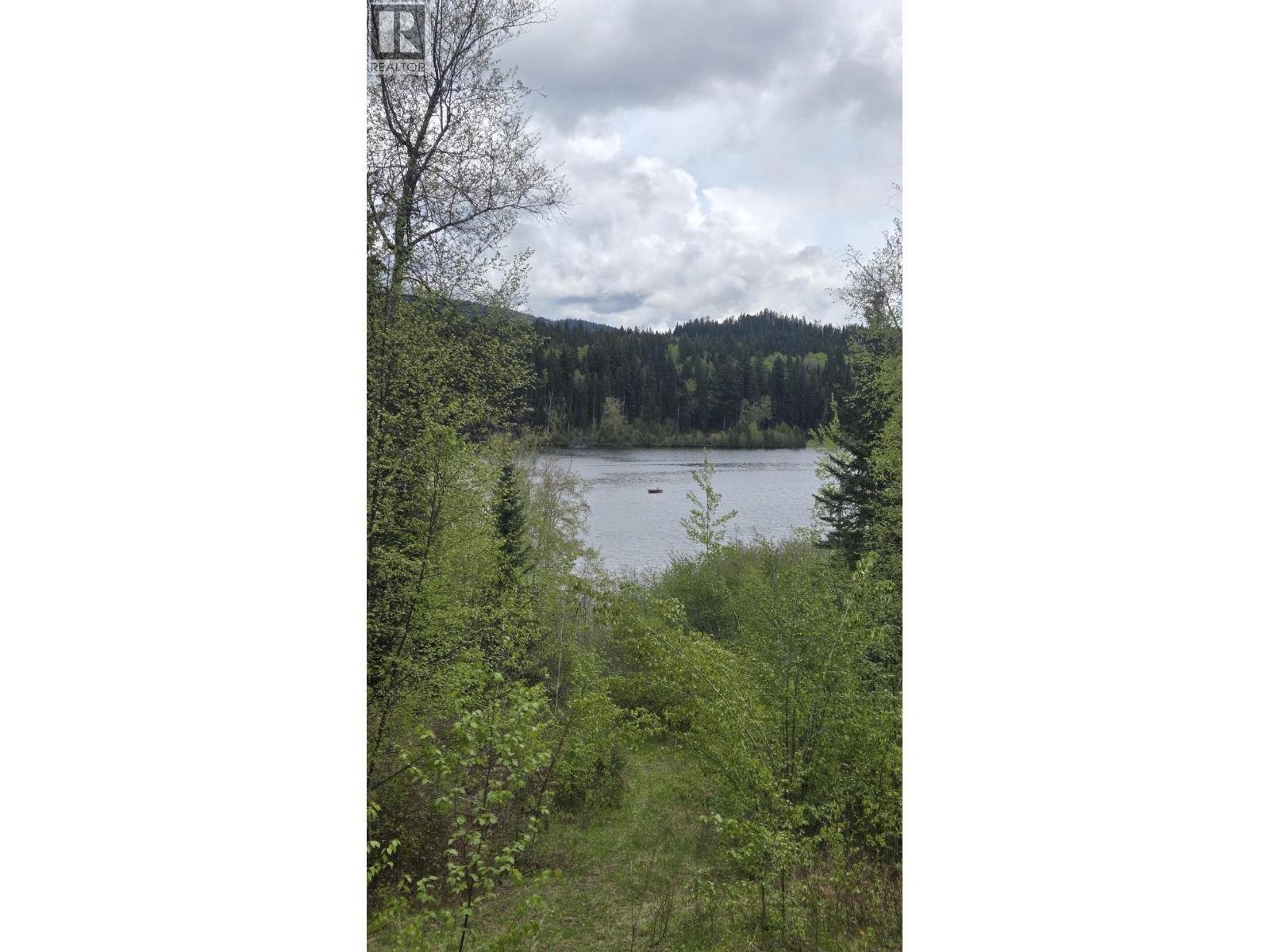 5858 Mahood Lake Road, Lone Butte, British Columbia  V0K 1X3 - Photo 10 - R3105524