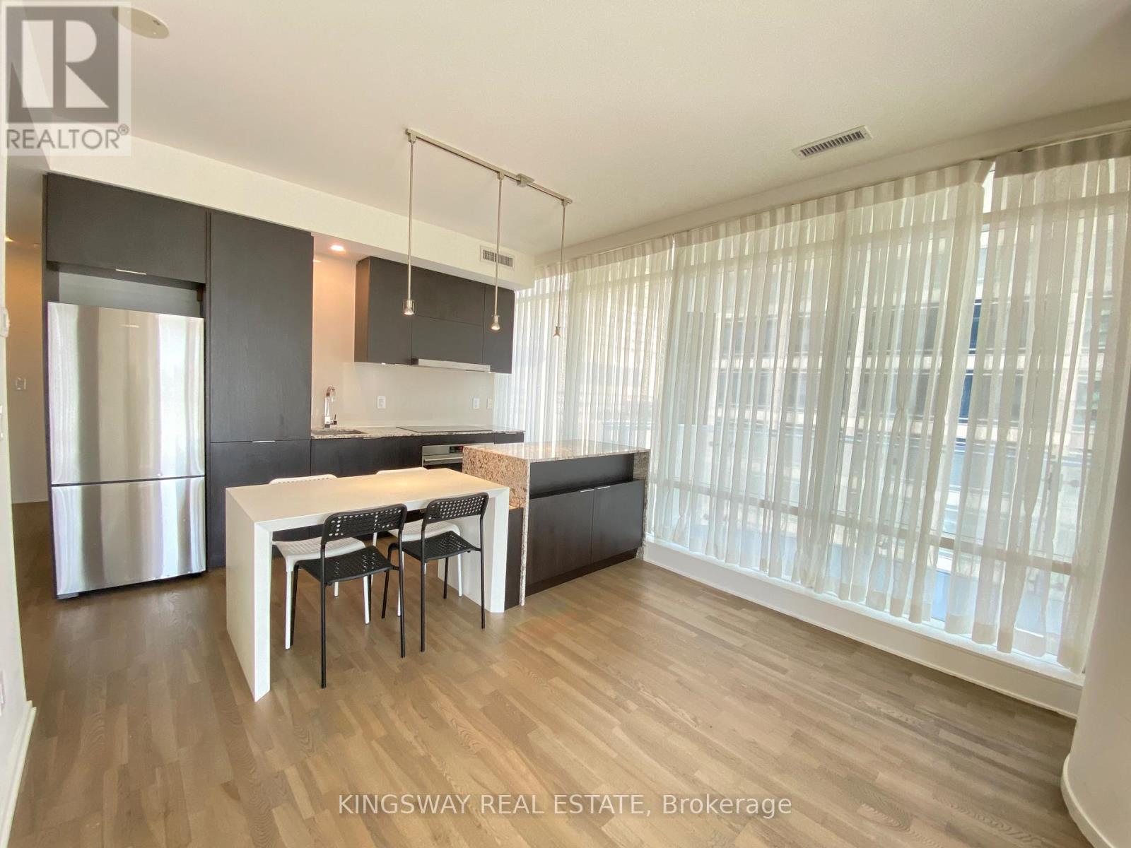 1004 - 1 Bloor Street E, Toronto, Ontario  M4W 0A8 - Photo 13 - C13146492